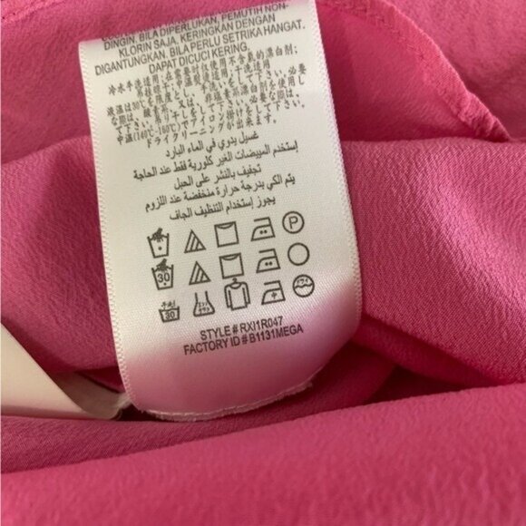 BCBGMaxAzria Emmalise Silk Top XXS Pink Blush Berry Luxe Designer Minimalist - Picture 8 of 9